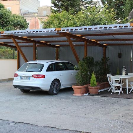 Domus Decclesiis Bed & Breakfast Gravina in Puglia Bagian luar foto